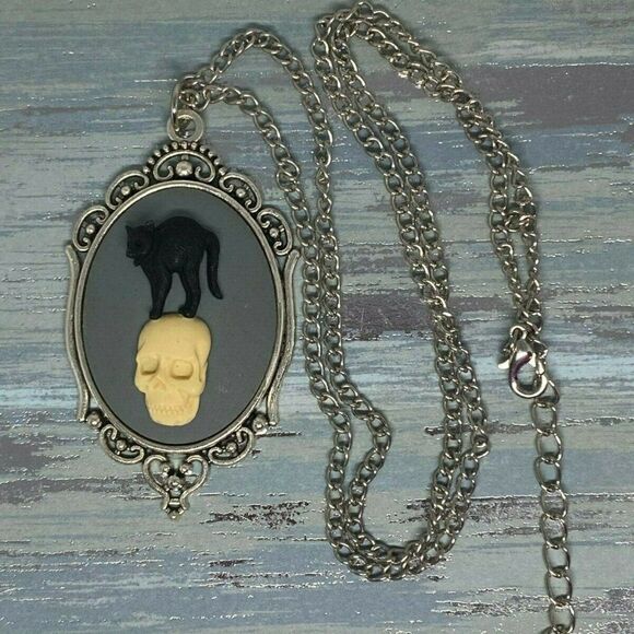Antique Silver Skull Cat Black Skeleton Gothic Cam - Picture 2 of 7